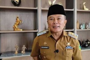 Bupati Kuningan, DR. H. Dian Rachmat Yanuar, M.Si
